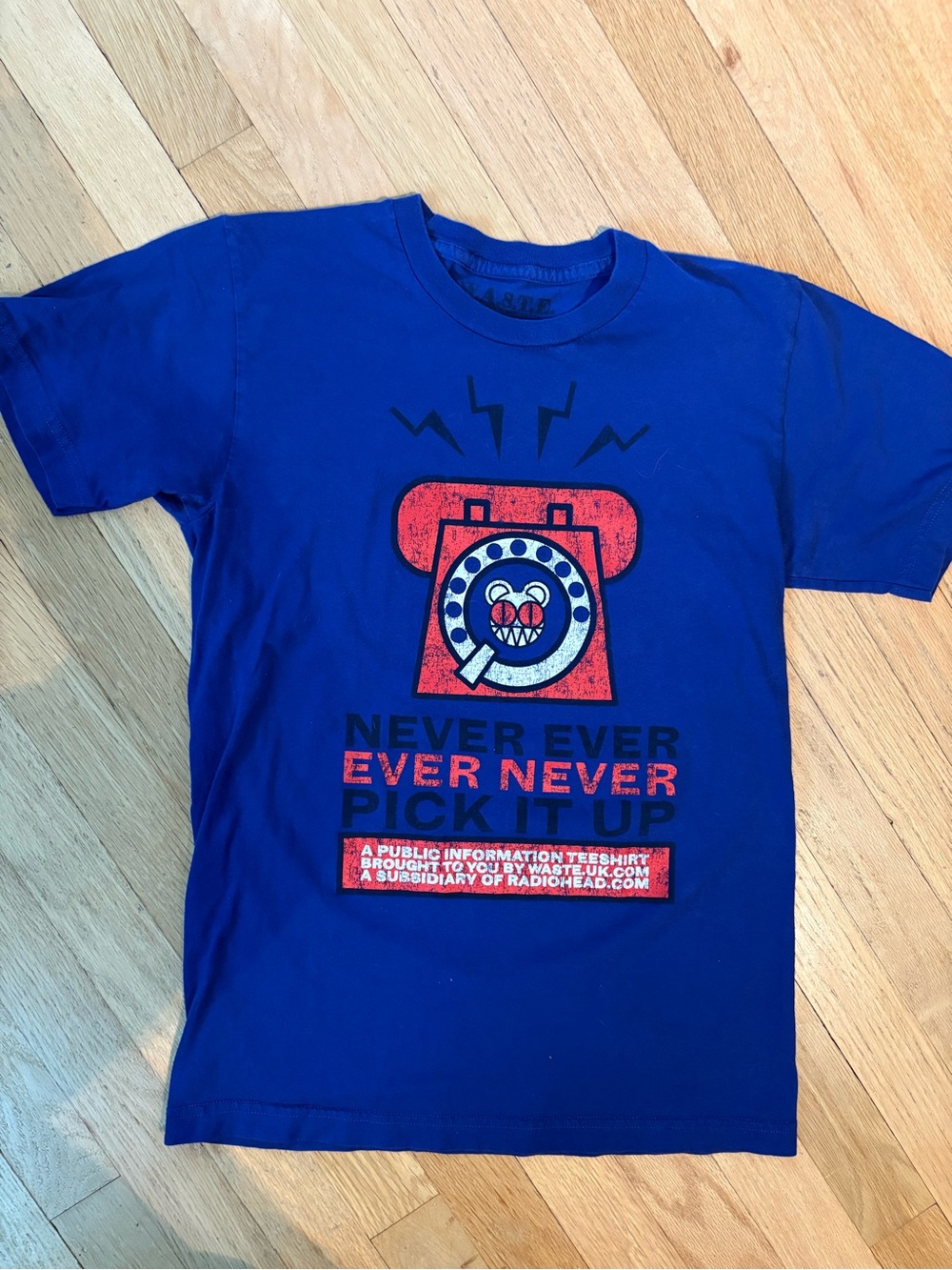 Radiohead band tee